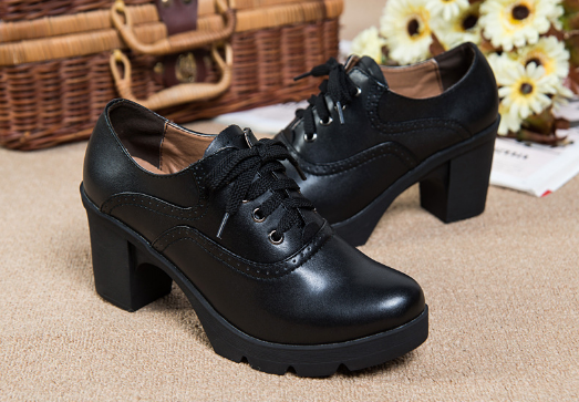 The New Leather Shoes Ladies Leisure Toe Cap Layer Of Leather Shoes And ...