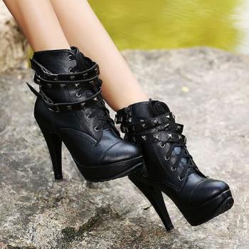 Sexy Black Studded High Heel Boots on Luulla
